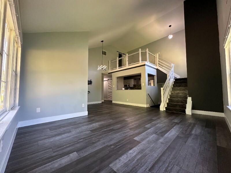 Primary Photo - 66 Andover Pl