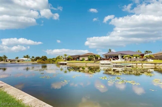 Foto del edificio - 1341 NE 2nd St