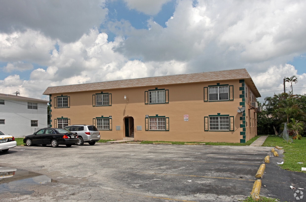 Primary Photo - 401 NW 43rd St