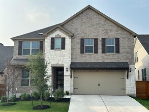 Building Photo - 3421 Jaulan St