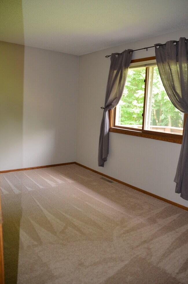 Foto del edificio - 14016 Candlewood Cir NE