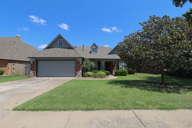 Foto del edificio - 11911 S Birch Ave