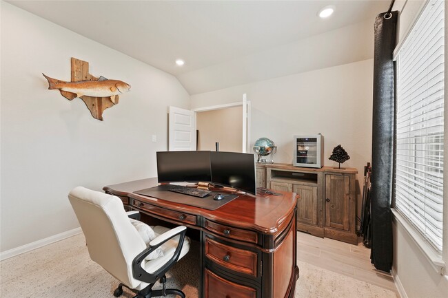 Building Photo - 2222 Bristlecone Cir