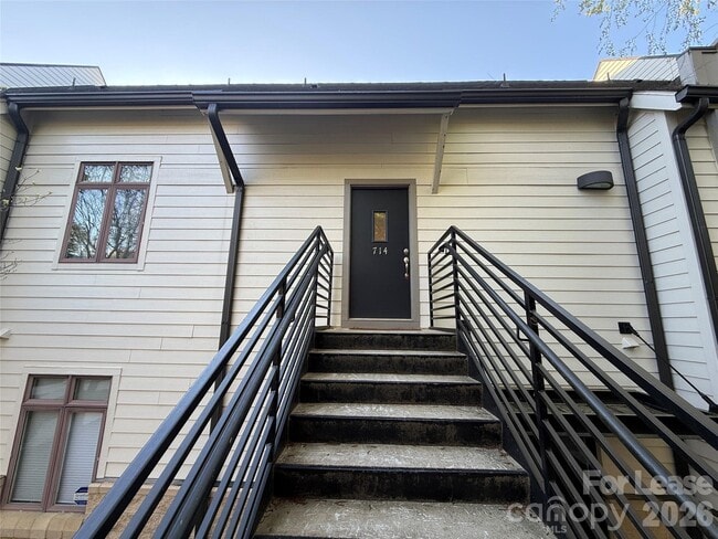 Building Photo - 714 Cotton Gin Alley