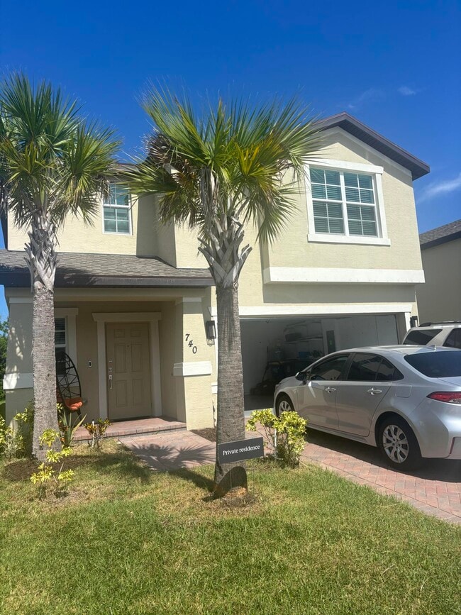 Building Photo - 740 Worlington Ln