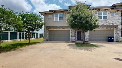 Building Photo - 3519 Summerway Dr