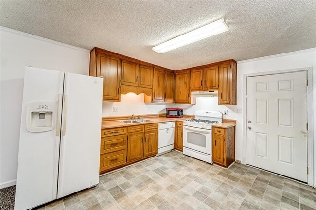 Building Photo - 4355 E Paulding Dr