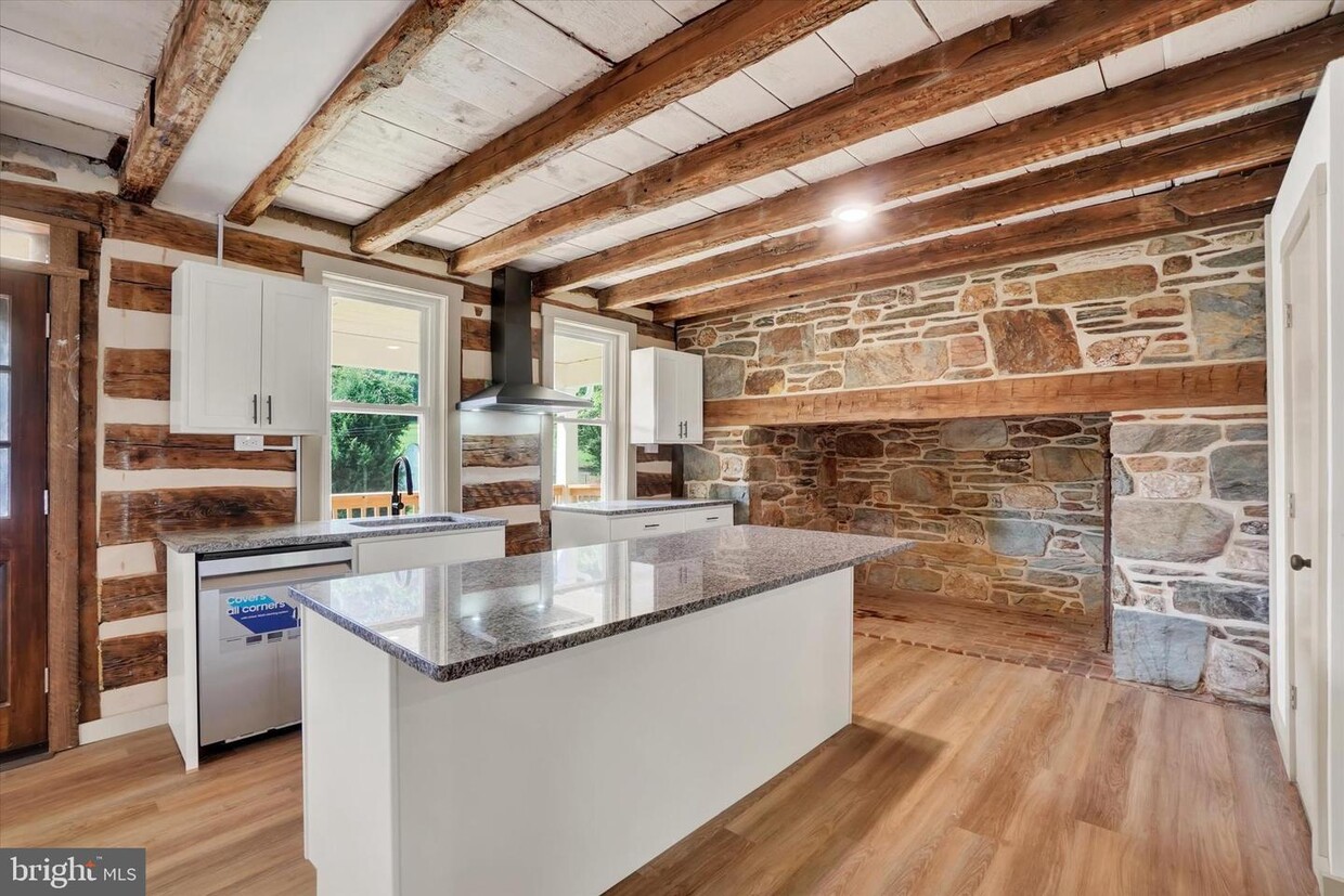 Foto principal - 4025 Cherry Run Rd