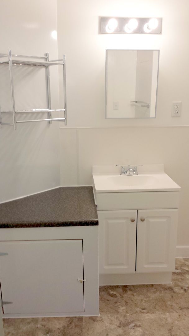 Building Photo - Recently Renovated 2 Bedroom Home For Rent - Walking Distance from Downtown Goshen