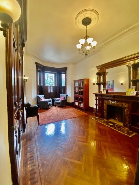 Primary Photo - President Street