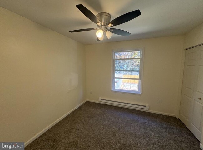 Building Photo - 125 Hampshire Rd