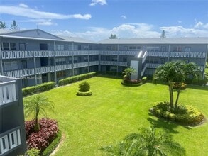 Building Photo - 155 Suffolk F