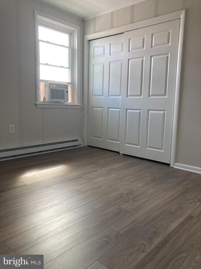 1232 N Main St Unit 2, Hampstead, MD 21074 Apartment for Rent in