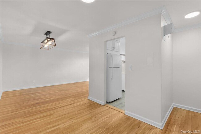 Foto del edificio - 1 Oakridge Pl