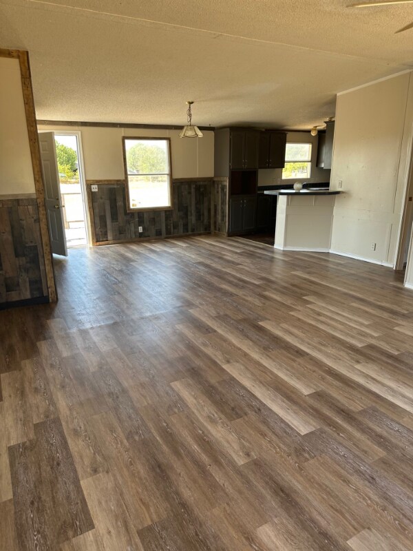 Foto del edificio - 311 Crescent Meadows Ln