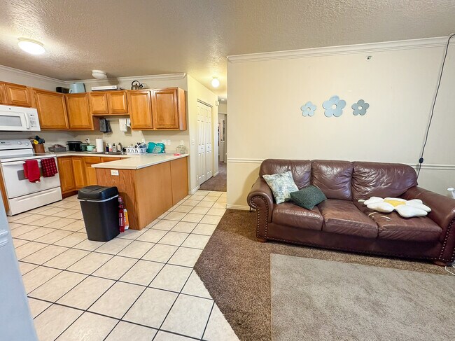 Foto del edificio - 1080 E 450 N