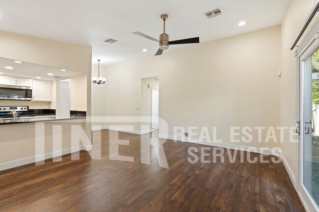 Foto del edificio - 3544 Treleaven Ct