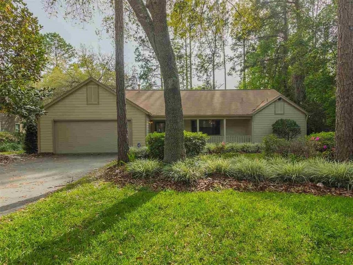 8025 SW 47th Ct, Gainesville, FL 32608 House for Rent in Gainesville