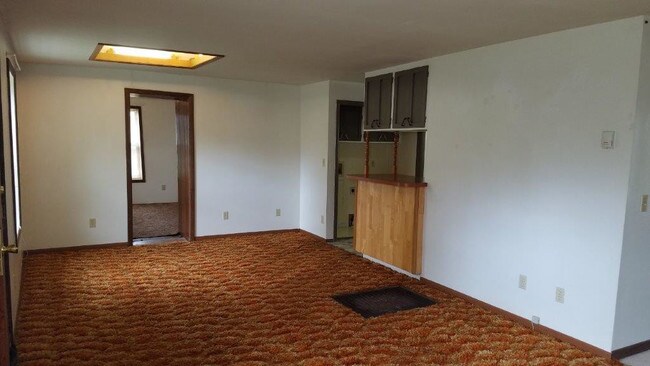 Foto del edificio - 618 E Street/Stone House