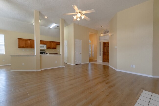 Foto del edificio - 7414 Westhaven Dr