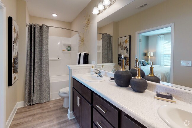 2BA, 2BA - 1089 SF - The Isaac