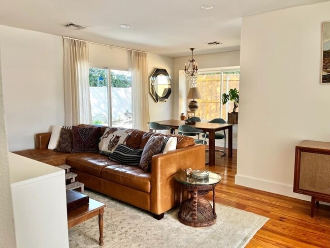 Foto del edificio - 4504 W Village Ct