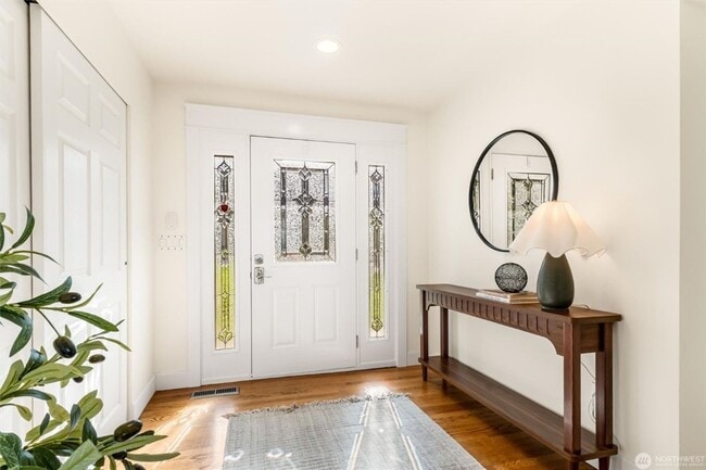 Foto del edificio - 4Bd/2.75Ba Mukilteo House