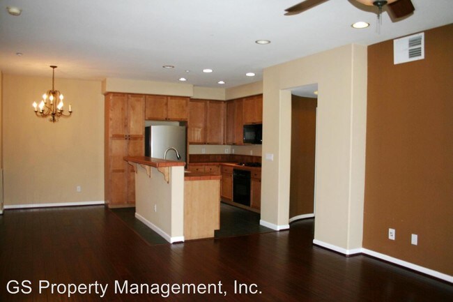 Building Photo - 356 Adeline Ave