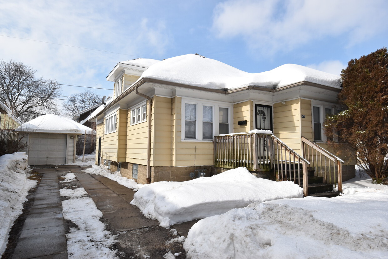 Primary Photo - 3429 N 39th St