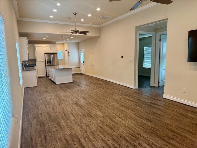 Foto del edificio - 3807 Fox St
