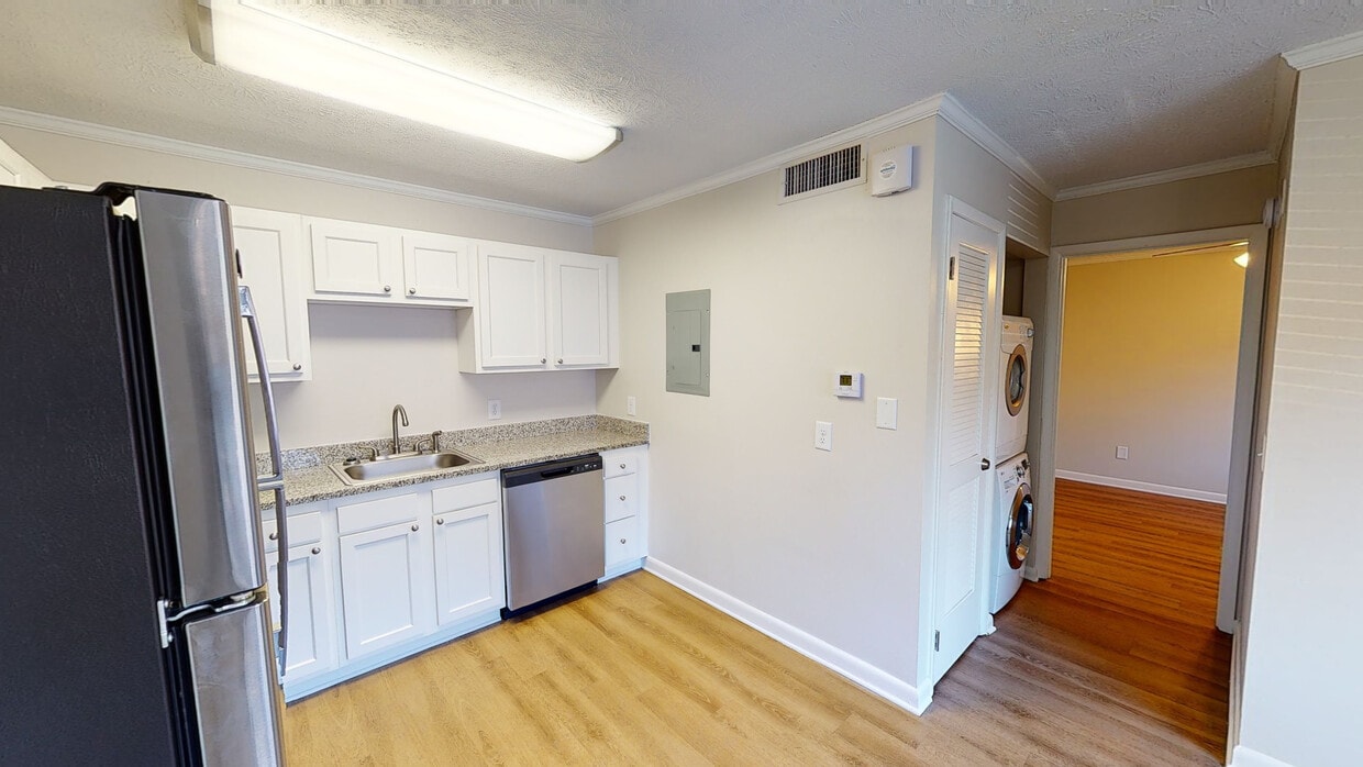 Photo - Eagles West Apartments