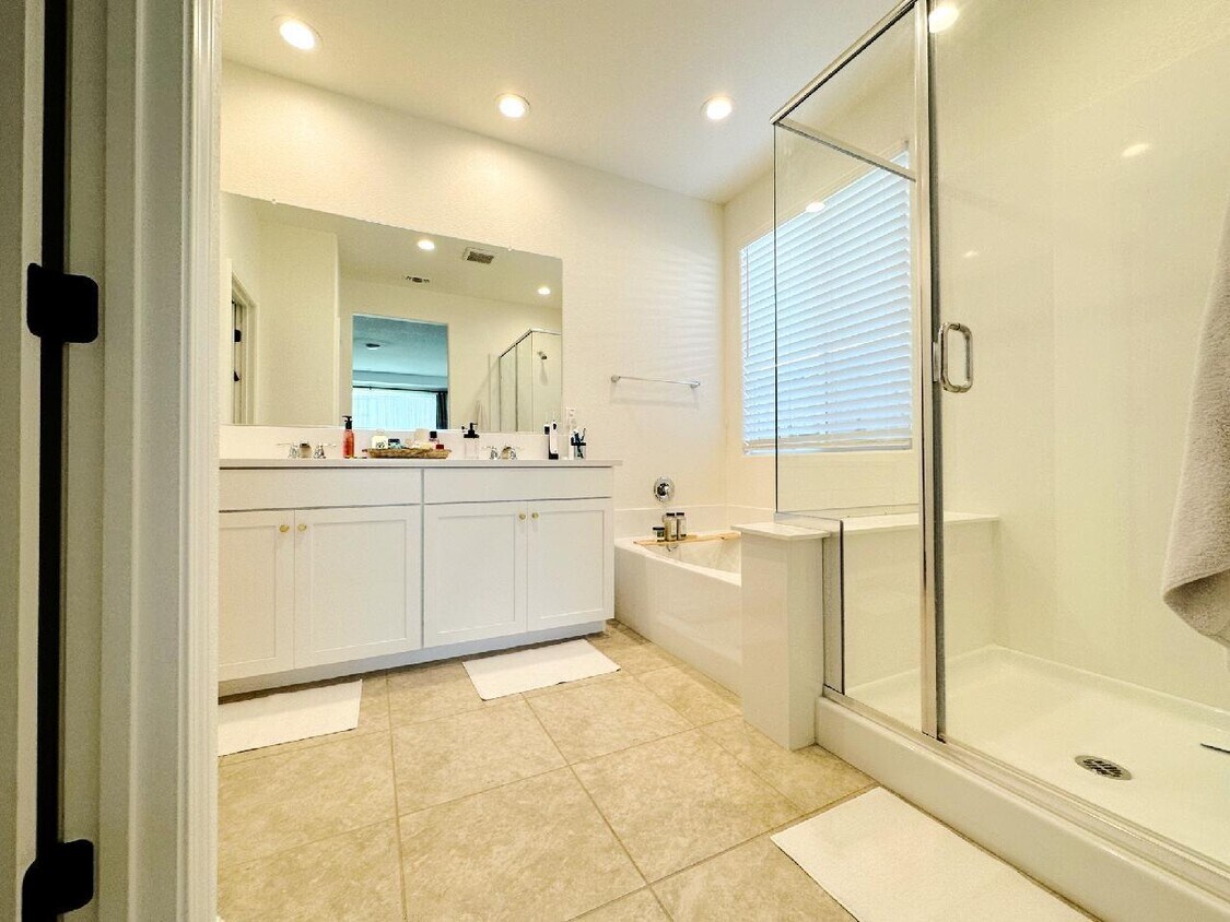 Foto principal - 808 Stallion Way