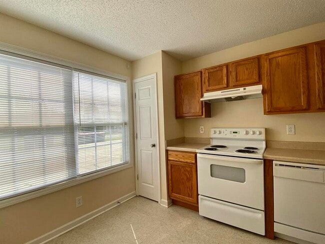 Building Photo - 299-B3 Raleigh Drive