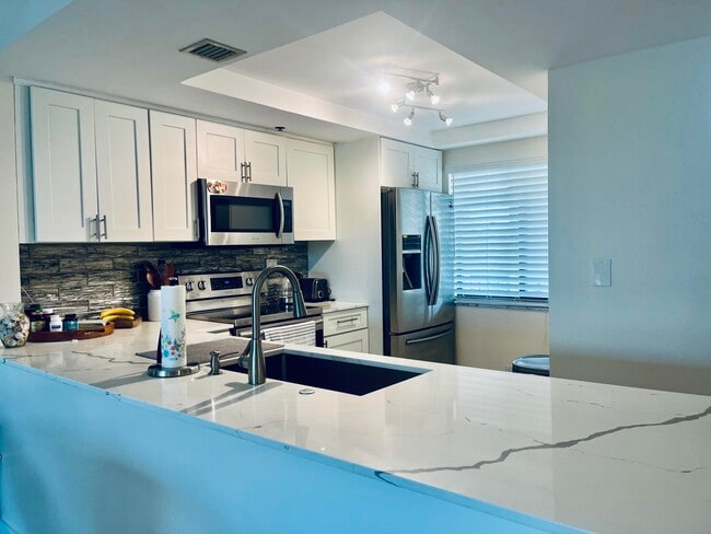 Building Photo - 3000 Presidential Way