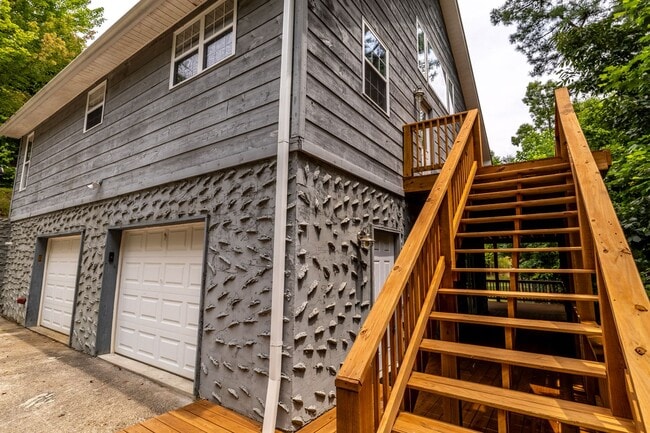 Building Photo - Maryville Rental in the Deer Run Subdivision