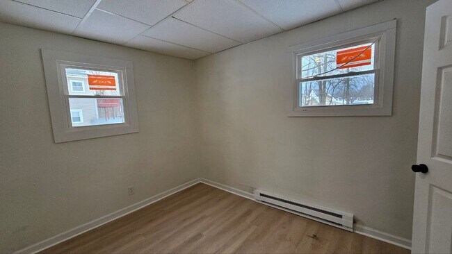 Foto del edificio - 4 bedroom | section 8/EDEN/ cash welcomed