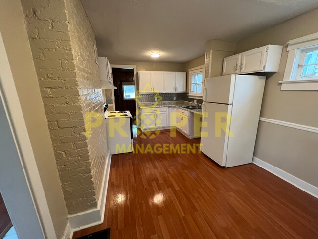 Foto del edificio - Charming 3 bedrooms 1 bath house in Dayton