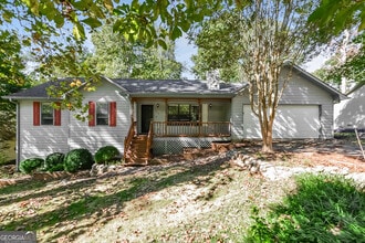 Building Photo - 208 Wildwood Dr