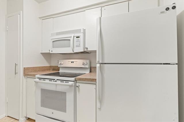 Foto del edificio - 4859 Cedar Springs Rd