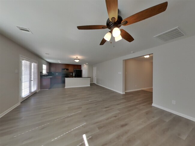 Foto del edificio - 7914 Moss Springs Ct