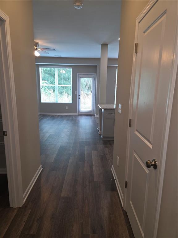 Building Photo - 1038 Valley Rock Dr