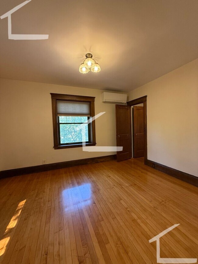 Foto del edificio - 60 Cummings Rd