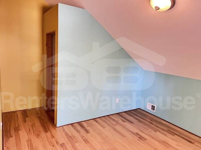 Foto del edificio - 4BD 3BA SINGLE FAMILY HOME IN MINNEAPOLIS!