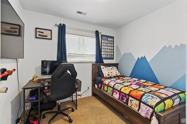 Building Photo - 687 W Le Bon Cir