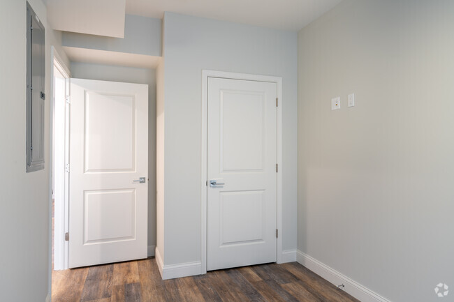 1BR, 1BA - 600 SF - Seward LLC