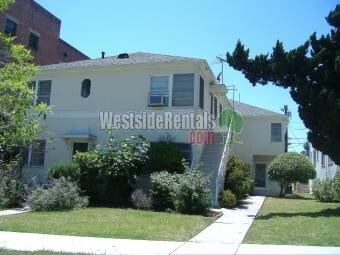 Primary Photo - 2045 N Vermont Ave