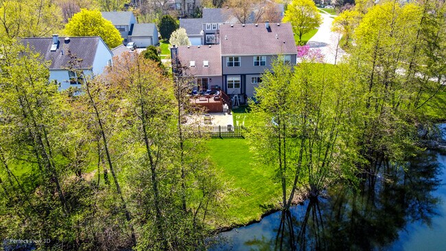 Foto del edificio - 844 Honey Locust Ct