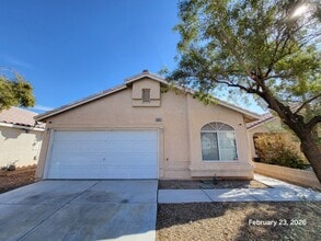 Building Photo - 5823 Stoneborough St