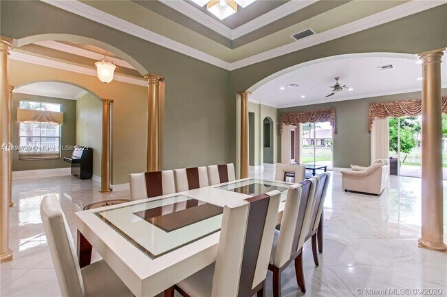 Building Photo - 4846 Citrus Way
