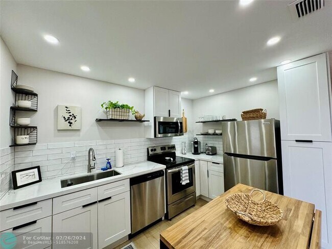 Foto del edificio - 3201 NE 29th St